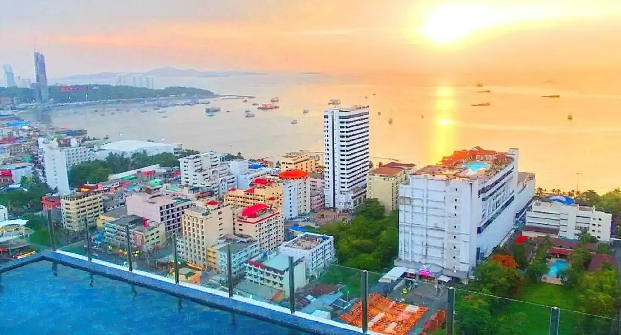 Central Pattaya - Sea View Large Balcony Condo With Infinity Pool Exterior foto